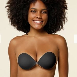 NiiDor Fabric Front Clasp Strapless Adhesive Bra Size B Black New in Box